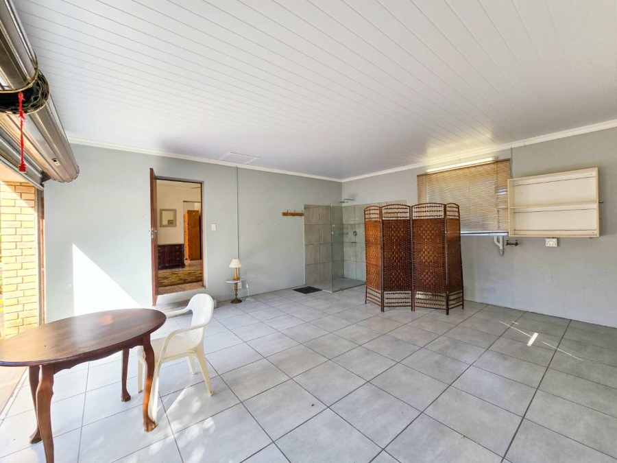 3 Bedroom Property for Sale in Stilbaai Wes Western Cape